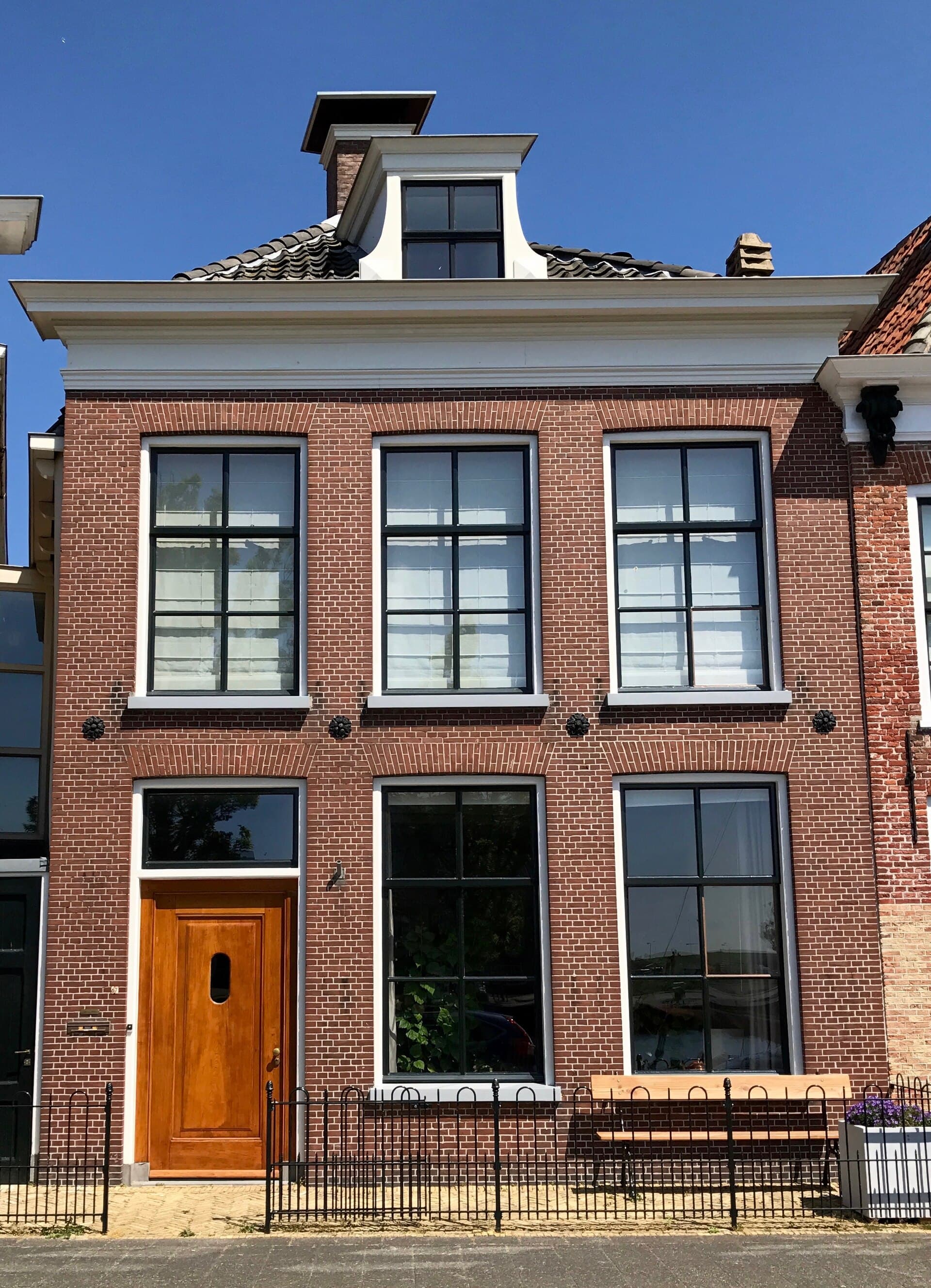 Jachthaven De Leeuwenbrug — Zuiderhaven in Harlingen