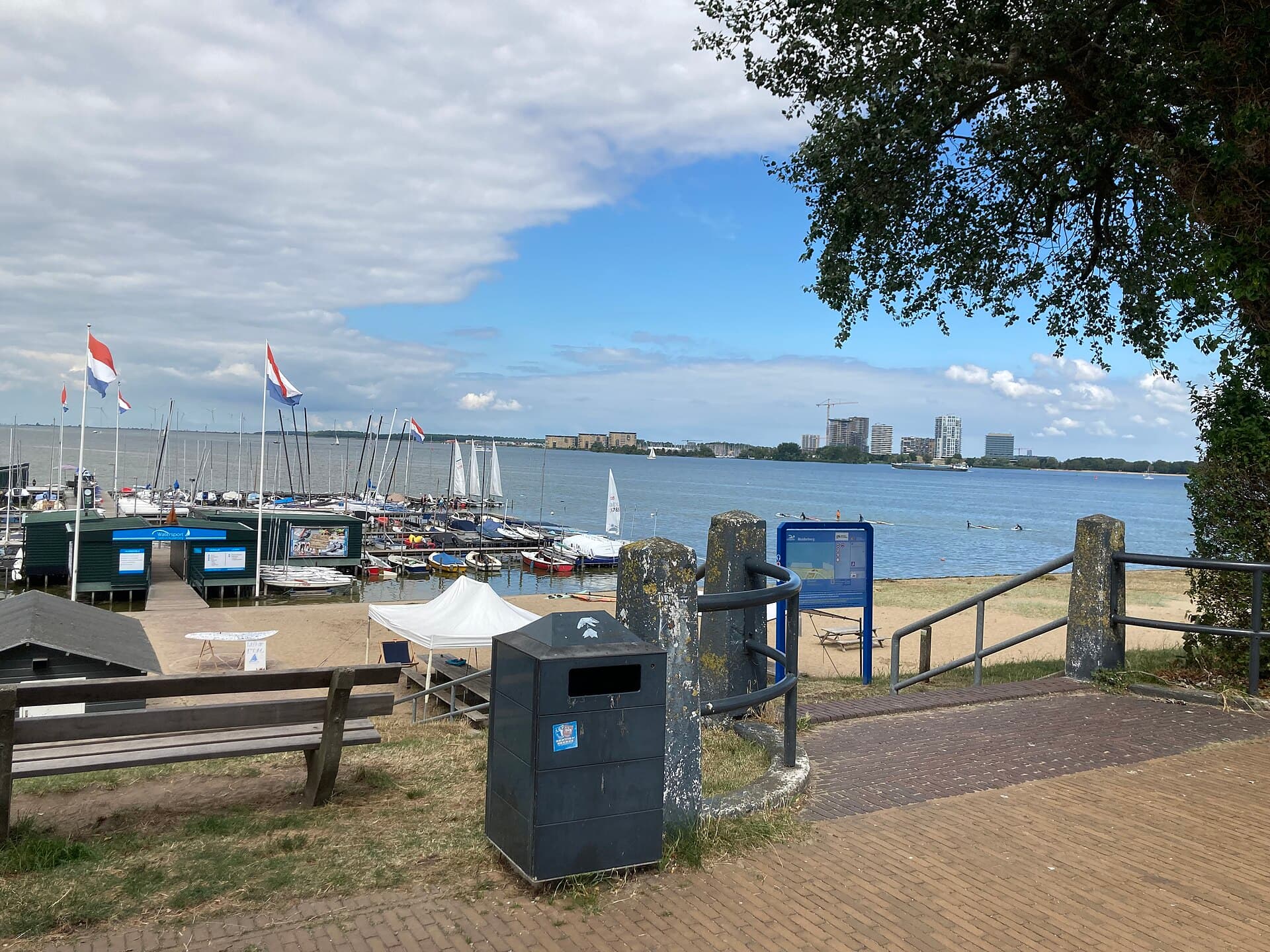 Watersportcentrum Muiderberg